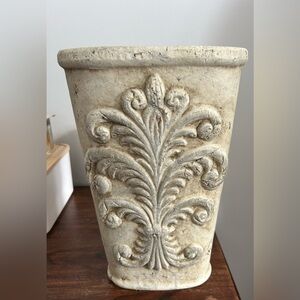 Ornate Cream Vase with Intricate Design